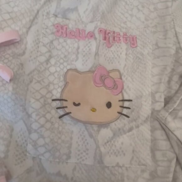 TBH Hello Kitty Pajama Set - Picture 3 of 3